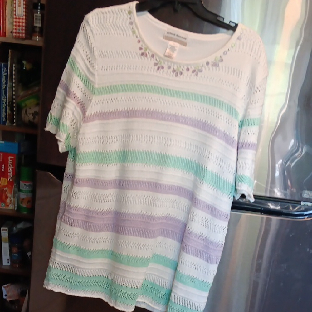 Alfred Dunner White and Green Embellished Boxy Tee